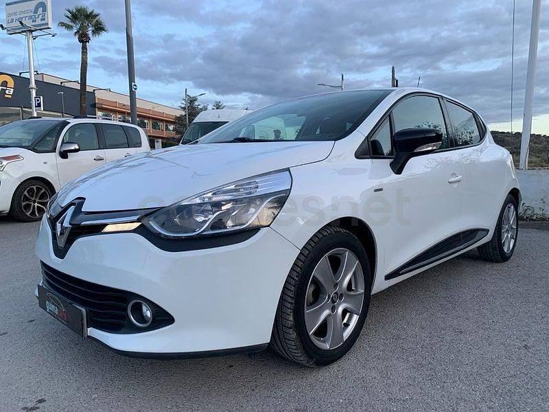 Usado Renault Clio IV LIMITED 75 CV (55 kW) 2016 Blanco Berlina