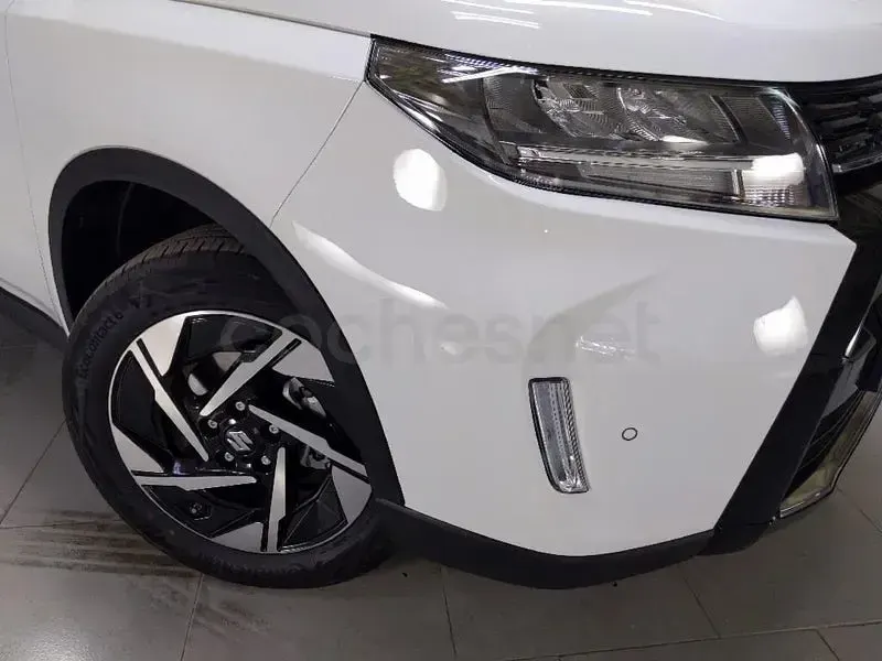 Nuevo Suzuki Vitara 110 CV (80 kW) 2026 Blanco SUV