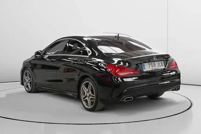 Usado Mercedes CLA200 136 HP (100 kW) 2016 Sedan