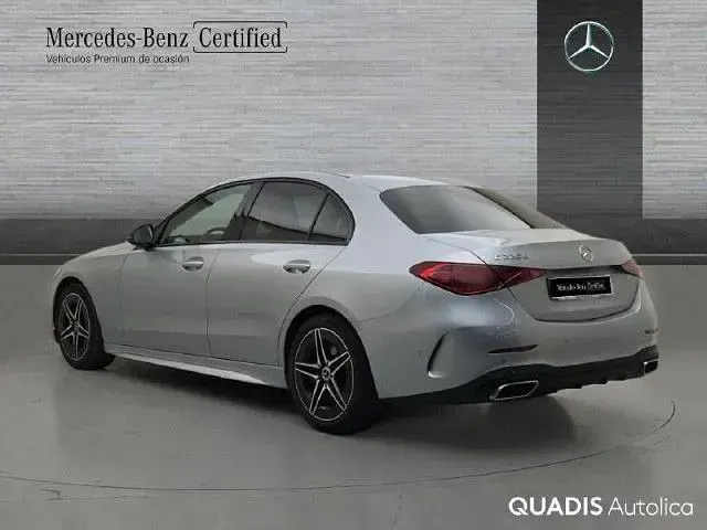 Usado Mercedes C220 200 CV (147 kW) 2023 Plata hightech