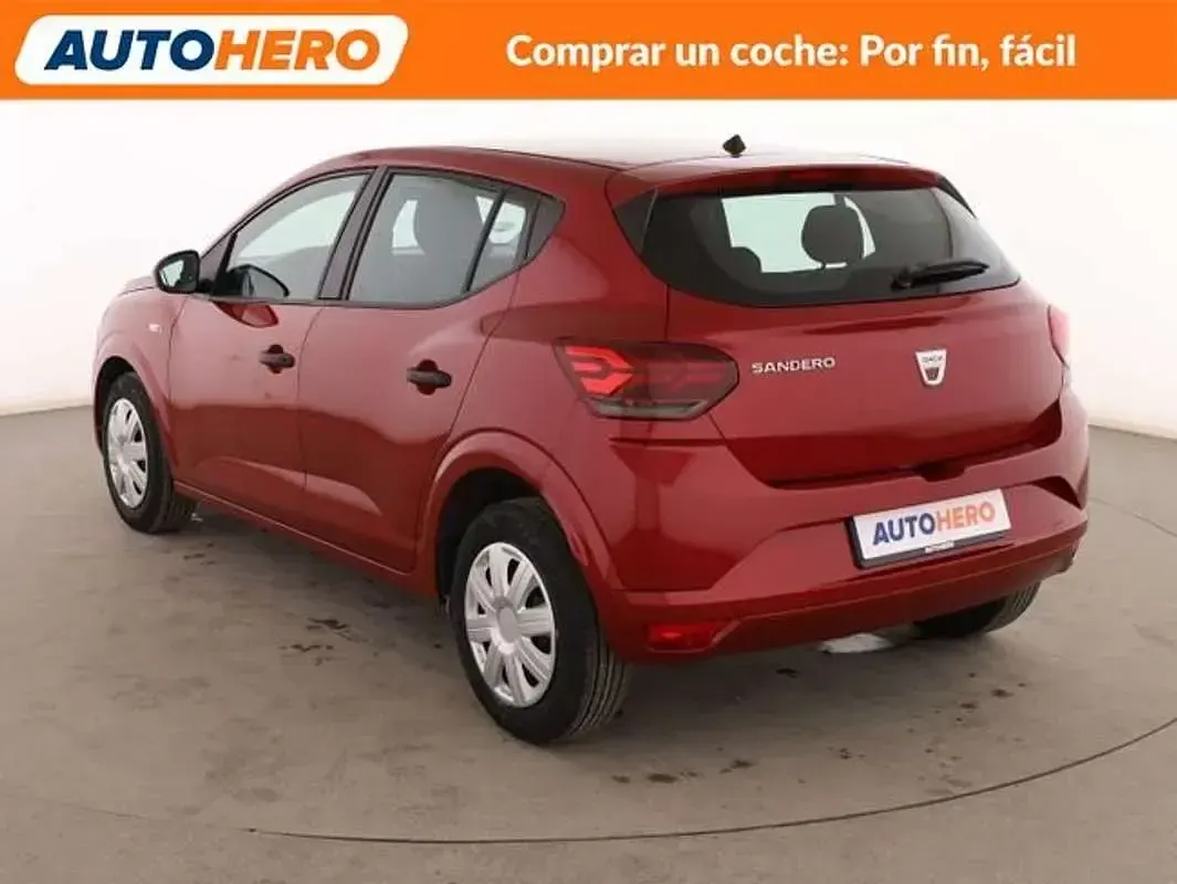 Usado Dacia Sandero Essentiel 91 CV (66 kW) 2022 Rojo Utilitario