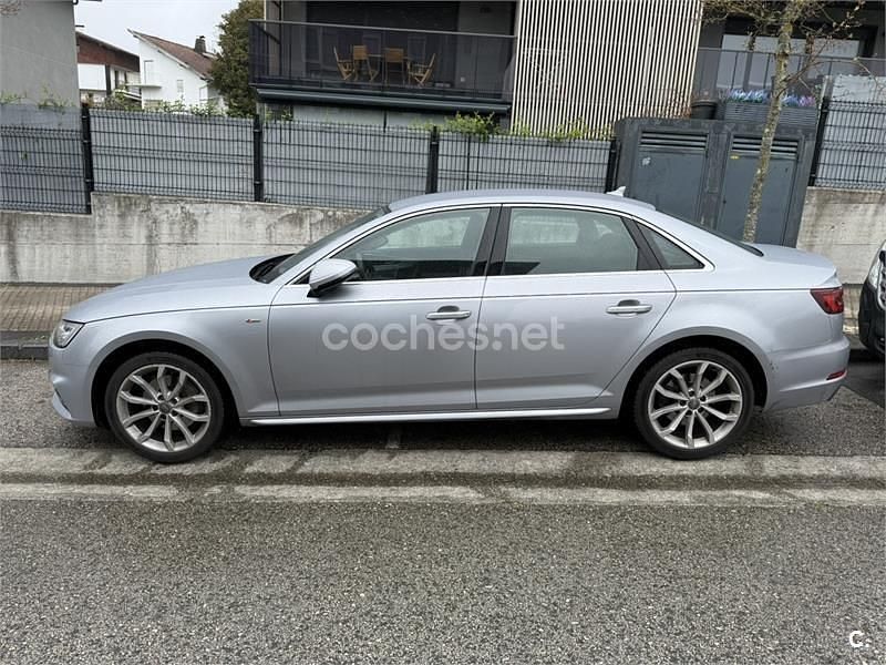 Usado Audi A4 S-Line 190 CV (139 kW) 2018 Gris / plata Berlina