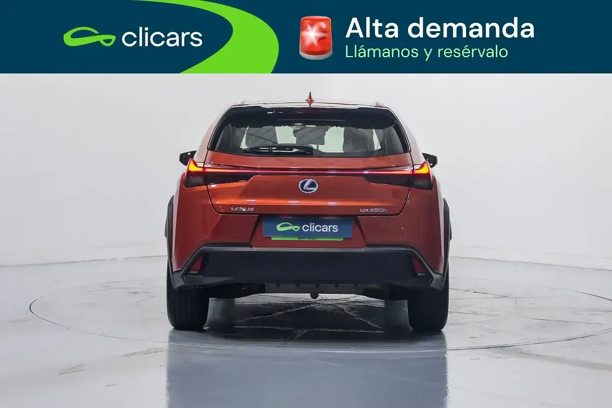 Usado Lexus UX 250h Business Edition 184 CV (135 kW) 2022 Naranja SUV