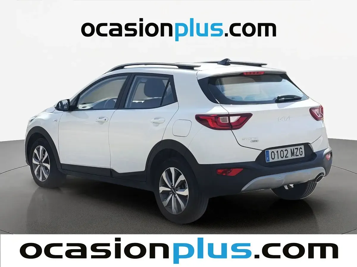 Usado Kia Stonic 101 CV (74 kW) 2025 Blanco SUV