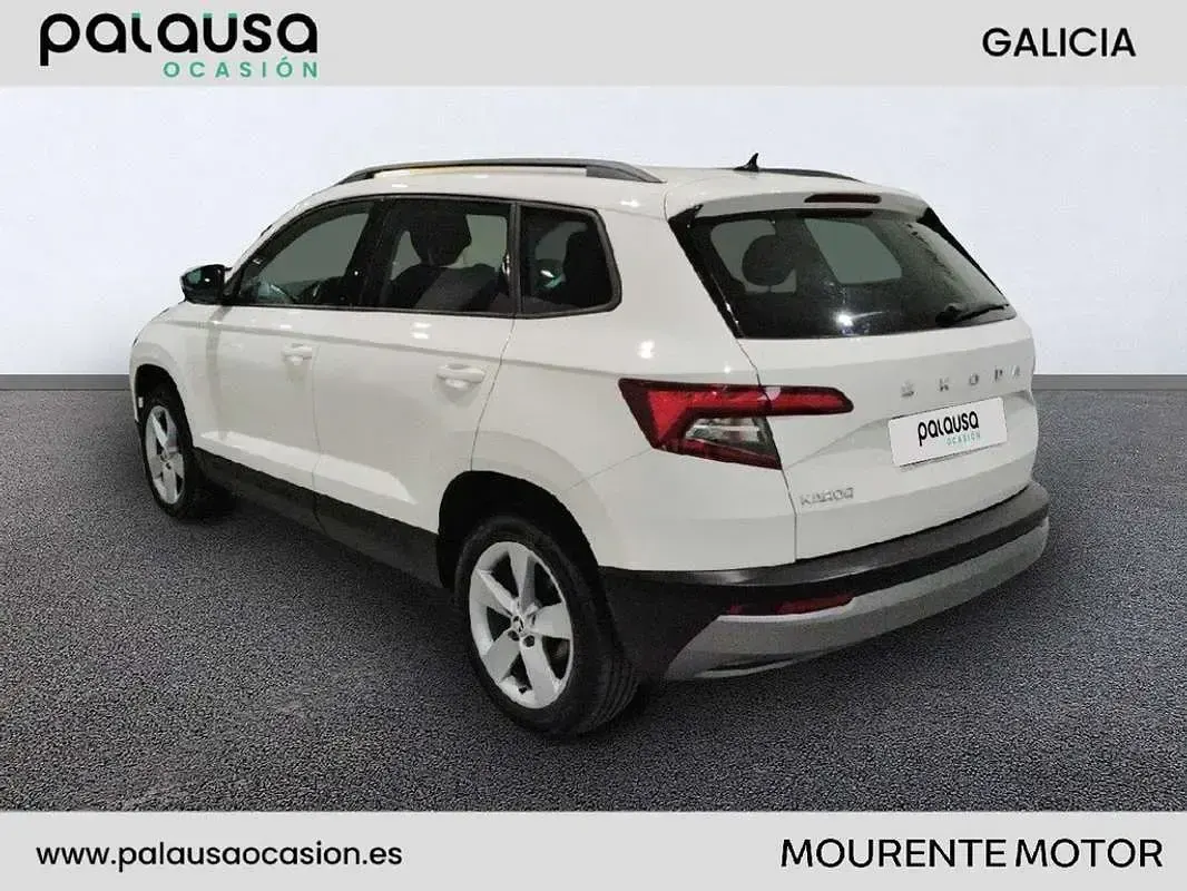 Usado Skoda Karoq Ambition 116 CV (85 kW) 2020 Blanco SUV