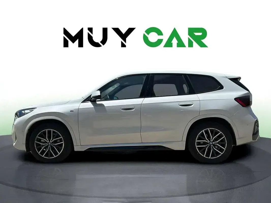 Usado BMW iX1 150 kW (204 CV) 2024 Blanco SUV