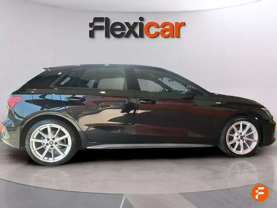 Usado Audi A3 Sportback Advanced 150 CV (110 kW) 2023 Negro Utilitario