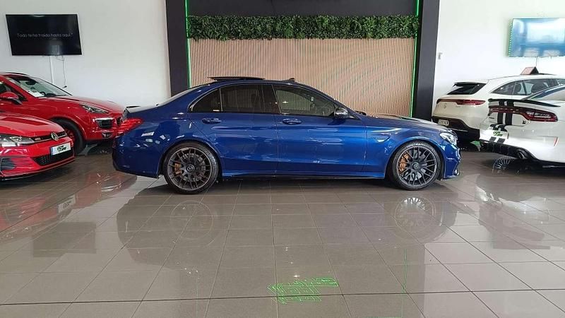 Usado Mercedes C63 AMG AMG 510 CV (375 kW) 2018 Azul Berlina