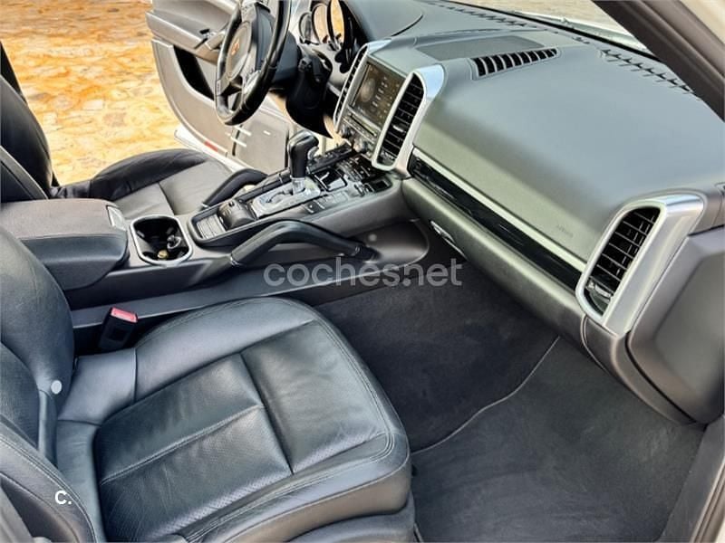 Blanco Usado 2011 Porsche Cayenne SUV | 20.888 € (Buen precio) - Imagen 1/4