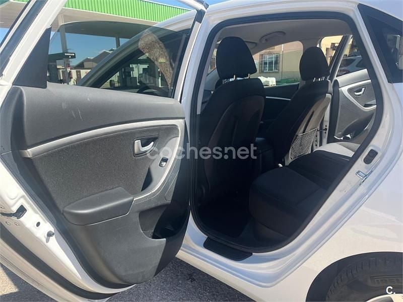 Brugt Hyundai i30 110 HK (80 kW) 2014 Hvid Stationcar