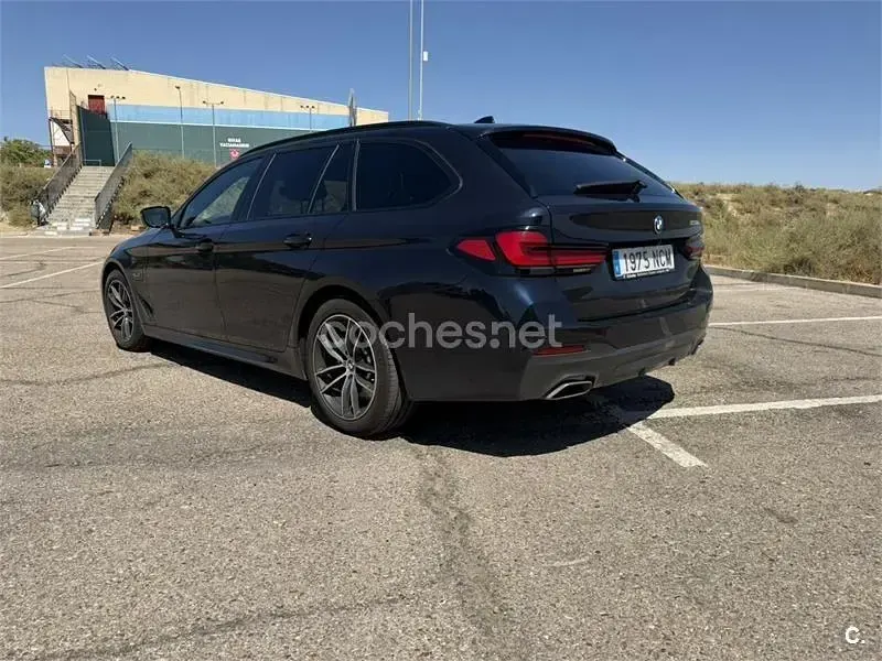 Usado BMW 530e Comfort Edition 292 CV (214 kW) 2021 Azul Familiar