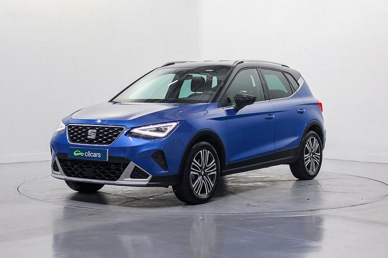 Usado Seat Arona Xperience 115 CV (84 kW) 2025 Azul SUV