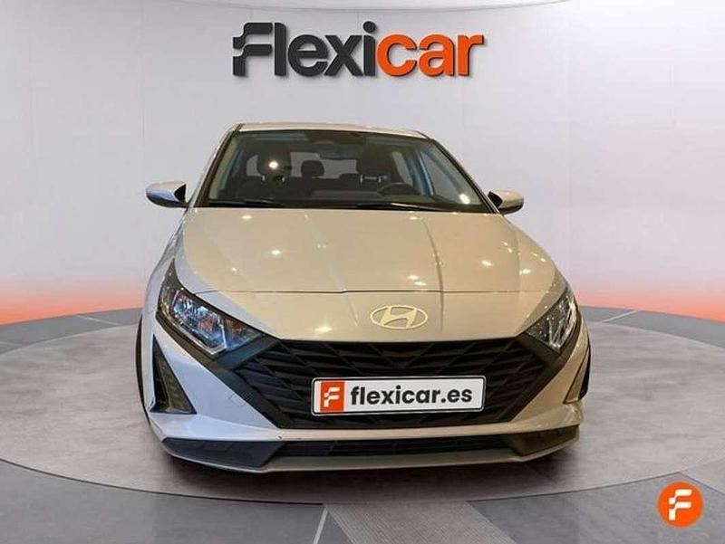 Usado Hyundai i20 84 CV (61 kW) 2024 Azul Utilitario