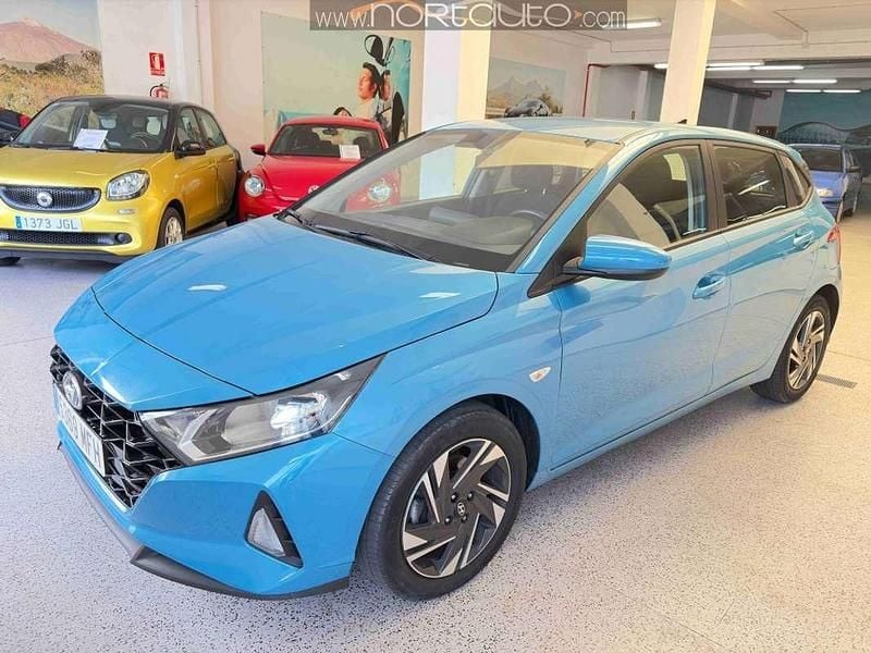 Usado Hyundai i20 101 CV (74 kW) 2023 Azul Utilitario