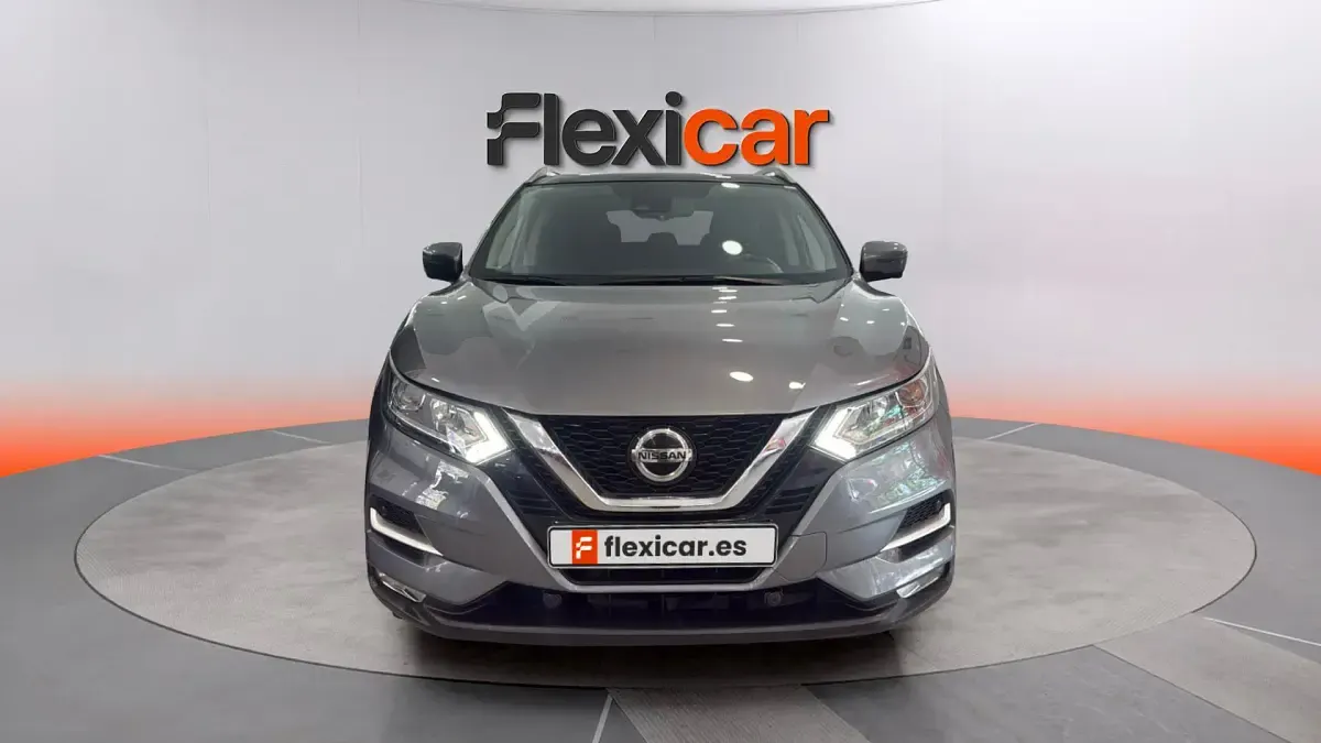 Usado Nissan Qashqai Acenta 140 CV (102 kW) 2019 Gris SUV