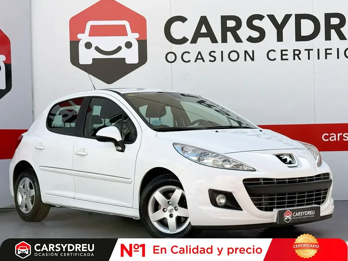 Usado Peugeot 207 Active 95 CV (69 kW) 2012 Blanco Utilitario