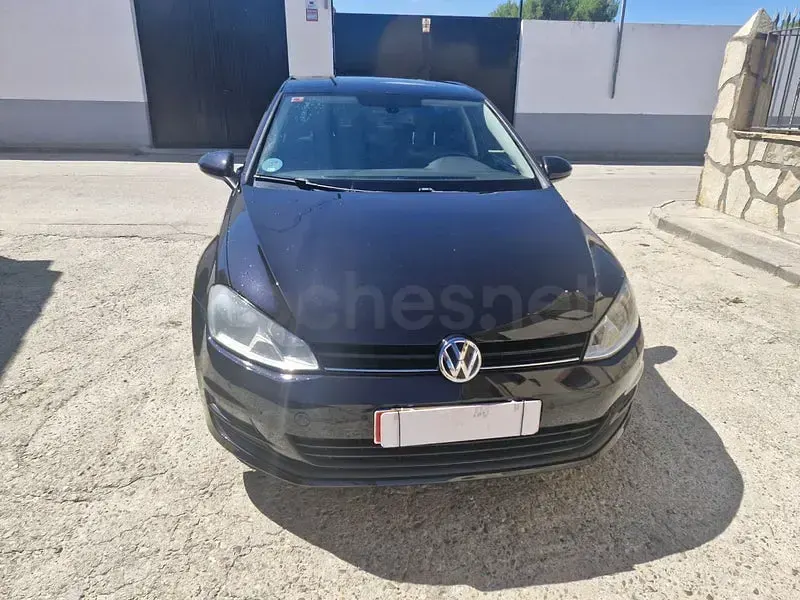 Usado VW Golf VII Advance 110 CV (80 kW) 2016 Negro Berlina