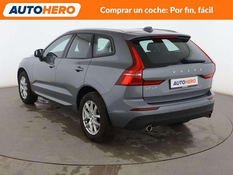 Usado Volvo XC60 Momentum 190 CV (139 kW) 2019 Gris SUV