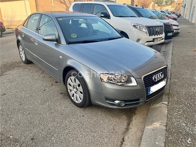 Gris / plata Usado 2007 Audi A4 Berlina | 7000 € (Buen precio) - Imagen 1/4