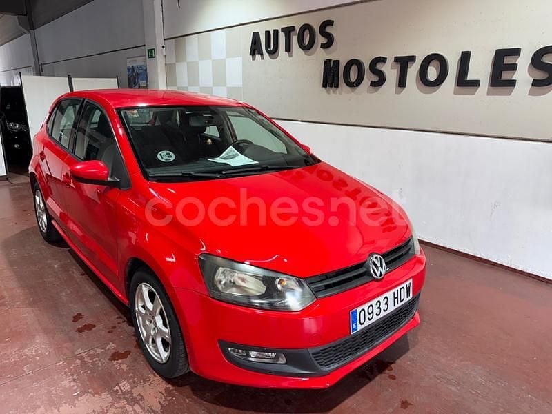 Rojo Usado 2011 VW Polo Advance Berlina | 4495 € (Precio justo) - Imagen 1/4