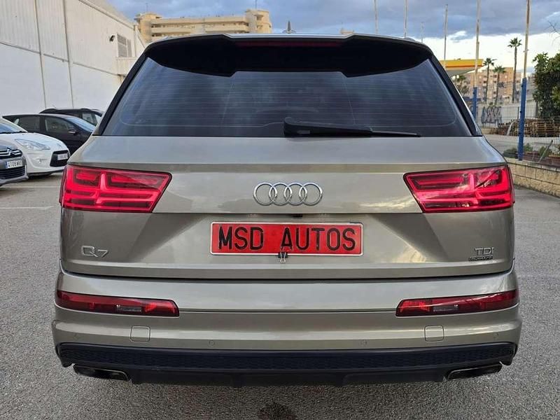 Usado Audi Q7 Sport 272 CV (200 kW) 2015 Gris SUV