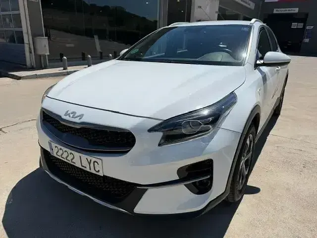 Usado Kia XCeed 120 CV (88 kW) 2022 Blanco SUV