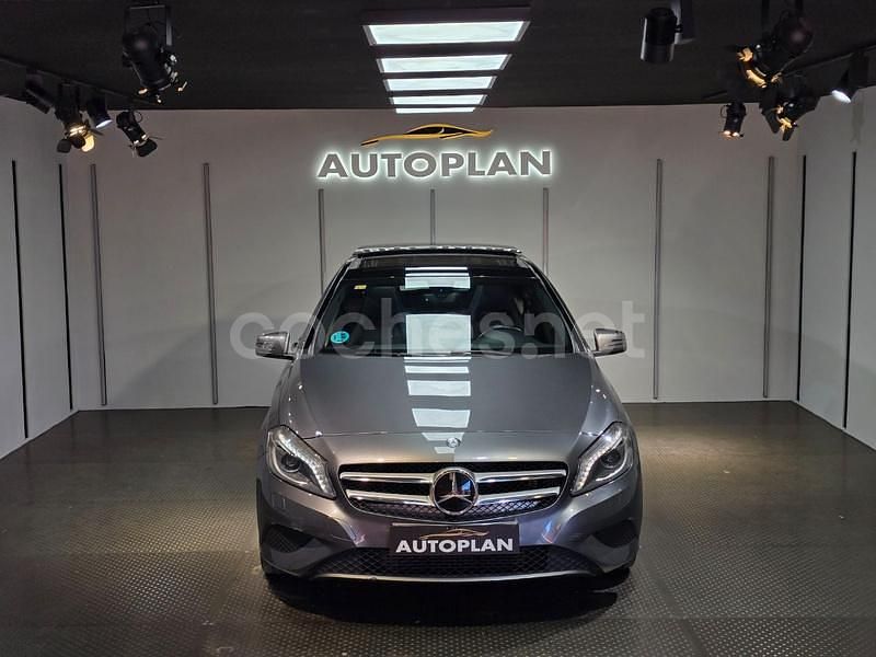 Usado Mercedes A250 Urban 211 CV (155 kW) 2015 Beige Berlina
