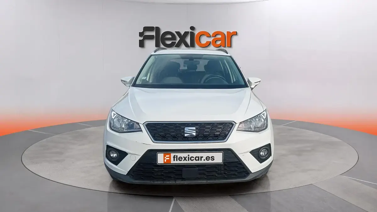 Usado Seat Arona FR 110 CV (80 kW) 2021 Blanco SUV