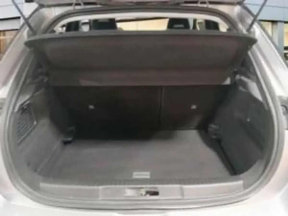 Usado Opel Mokka Business Elegance 130 CV (95 kW) 2021 Gris SUV