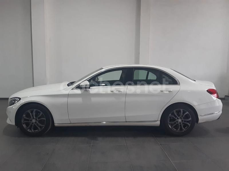 Usado Mercedes C220 170 CV (125 kW) 2014 Blanco Berlina