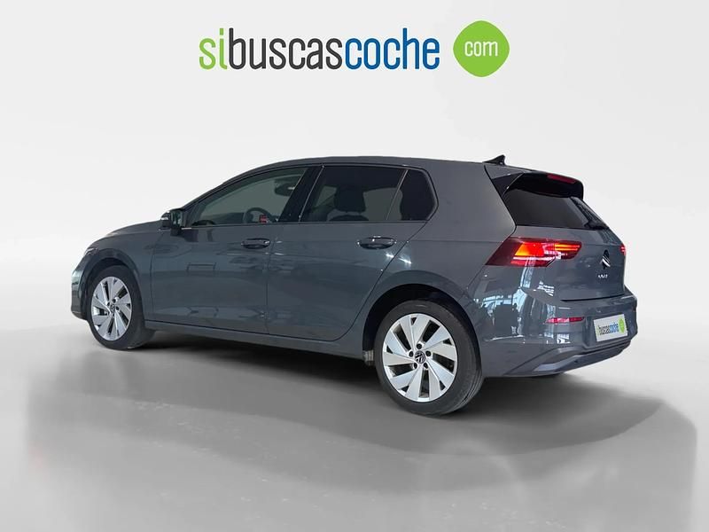 Usado VW Golf VIII 115 CV (84 kW) 2025 Gris/plata