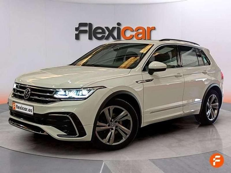 Usado VW Tiguan R-line 150 CV (110 kW) 2021 Blanco SUV