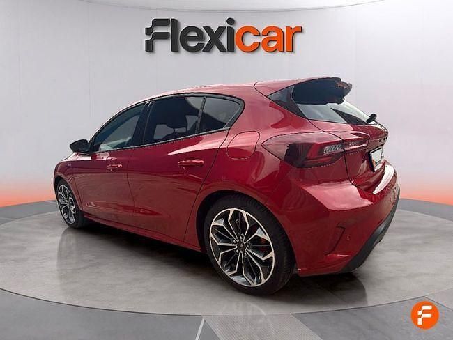 Usado Ford Focus ST-Line 125 CV (91 kW) 2023 Rojo Berlina