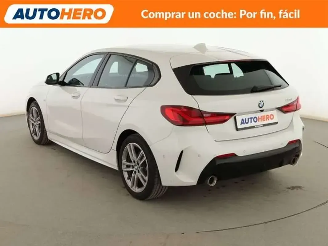 Usado BMW 118 M Sport 150 CV (110 kW) 2021 Blanco Utilitario