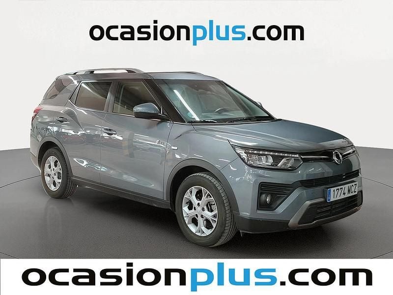 Usado Ssangyong (KGM) Tivoli 163 CV (119 kW) 2022 Gris SUV