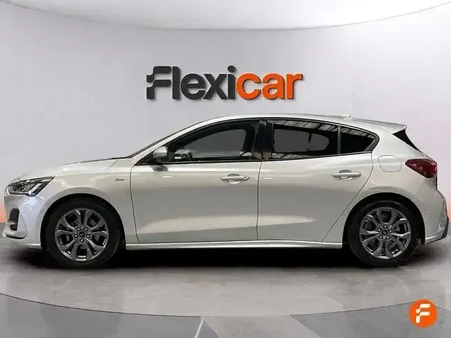 Usado Ford Focus ST-Line 125 CV (91 kW) 2023 Gris Berlina
