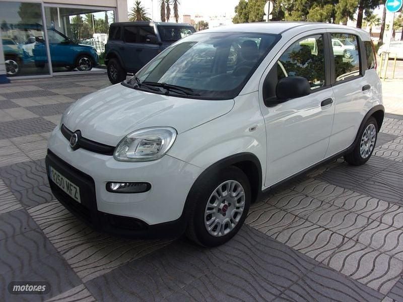 Blanco Usado 2023 Fiat Panda Tech Berlina | 12.990 € (Precio justo) - Imagen 1/4