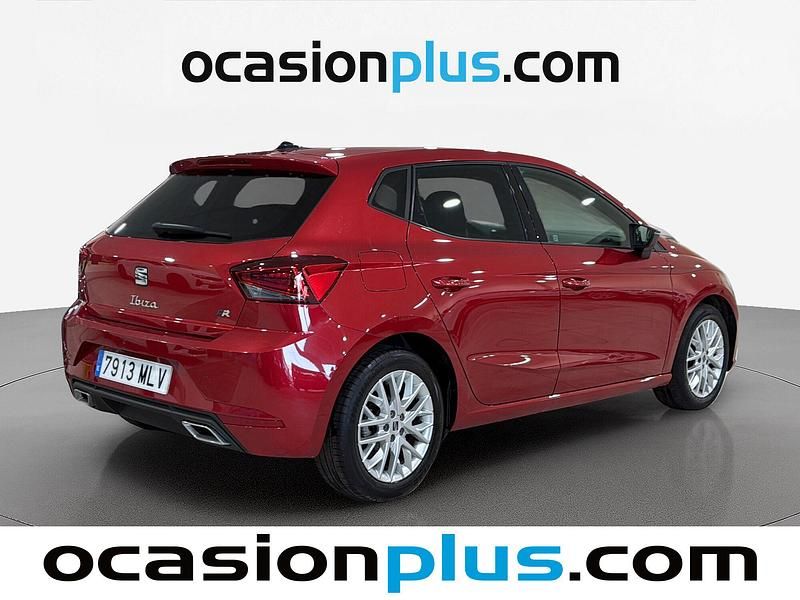 Usado Seat Ibiza FR 110 CV (80 kW) 2023 Rojo Utilitario