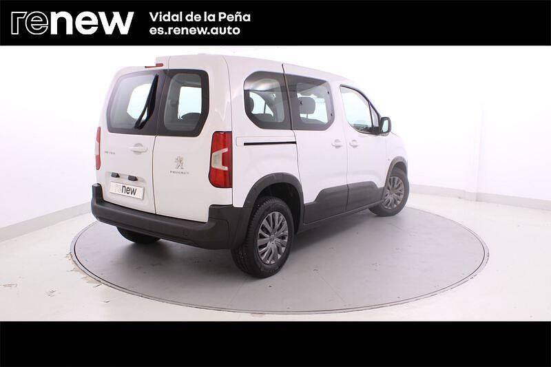 Usado Peugeot Rifter Active 100 CV (73 kW) 2022 Blanco Monovolumen
