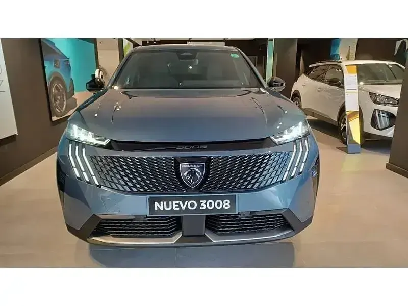 Usado Peugeot e-3008 Allure 157 kW (214 CV) 2024 Azul SUV