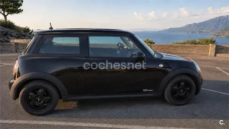 Usado Mini ONE 95 CV (69 kW) 2009 Negro Utilitario