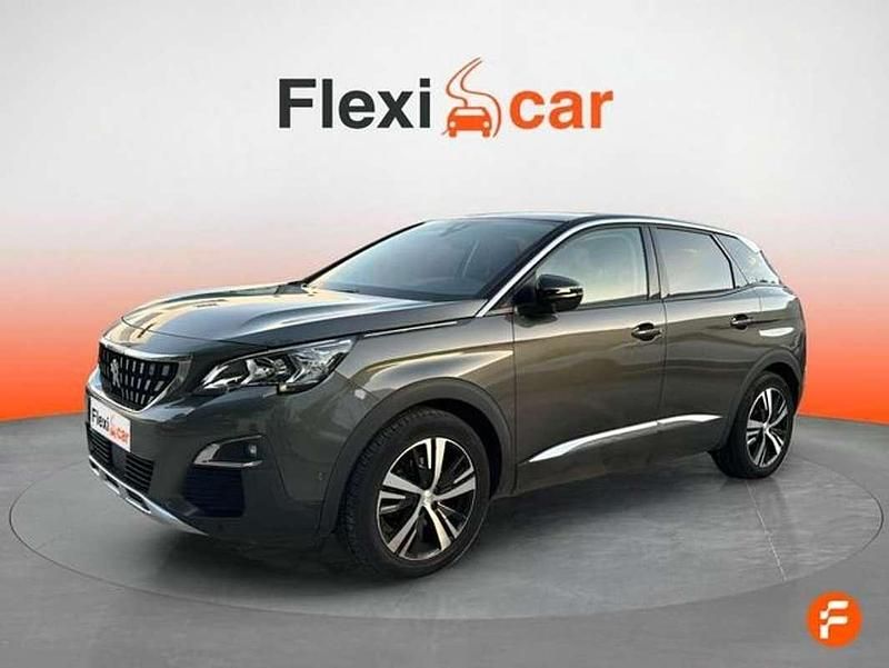 Usado Peugeot 3008 Allure 131 CV (96 kW) 2017 Gris SUV