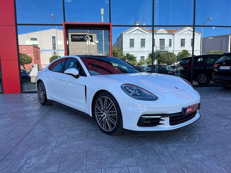 Usado Porsche Panamera 4 330 CV (242 kW) 2019 Blanco Berlina