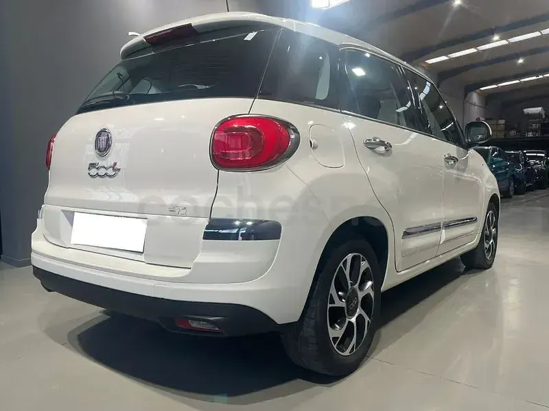 Usado Fiat 500L Lounge 95 CV (69 kW) 2018 Blanco Monovolumen