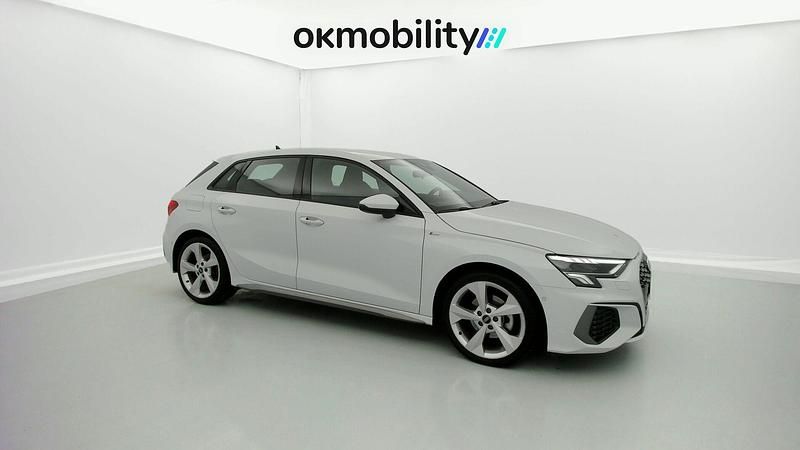 Usado Audi A3 Sportback e-tron S-Line 150 CV (110 kW) 2024 Gletscherweiss metallic Utilitario