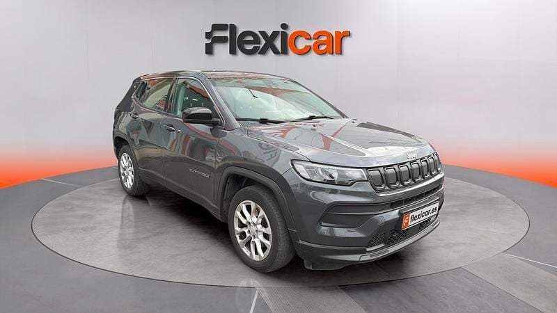 Usado Jeep Compass Longitude 131 CV (96 kW) 2022 Gris SUV