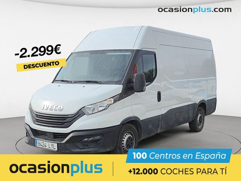 Blanco Usado 2022 Iveco Daily Berlina | 23.800 € (Buen precio) - Imagen 1/4