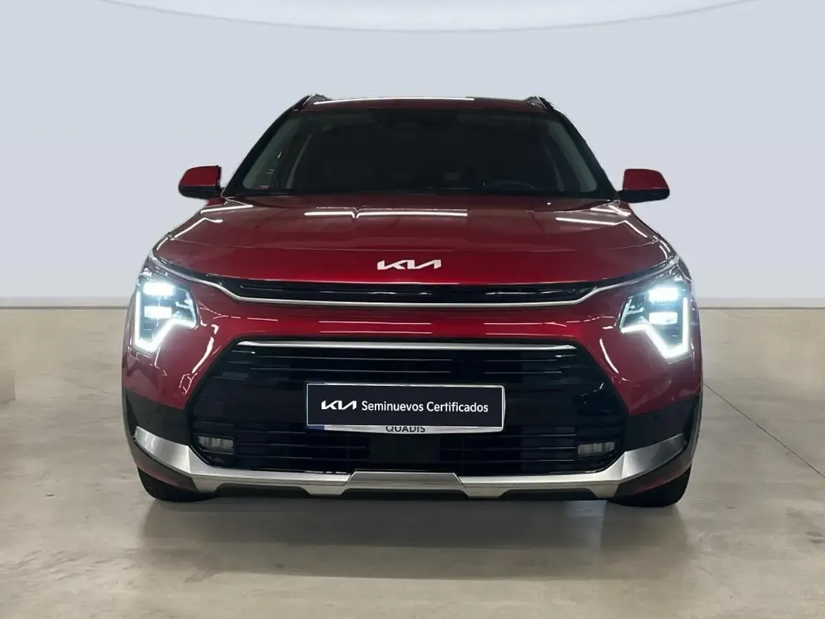 Usado Kia Niro 129 CV (94 kW) 2025 Rojo SUV