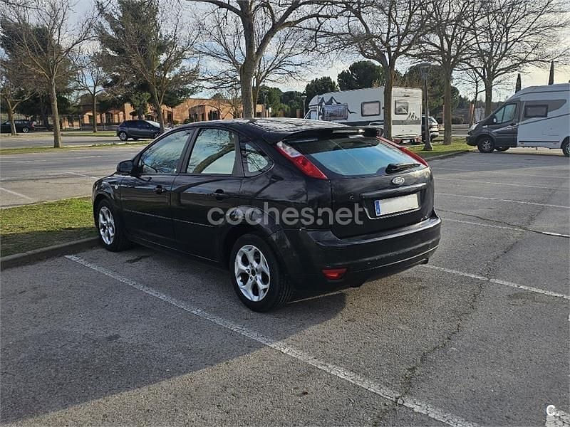 Usado Ford Focus Titanium 115 CV (84 kW) 2007 Negro Berlina