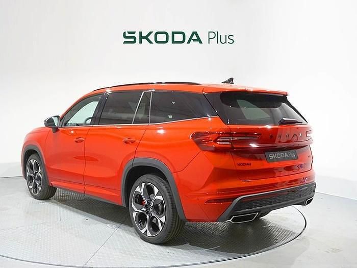 Rojo Nuevo 2025 Skoda Kodiaq RS SUV | 56.500 € - Imagen 1/4